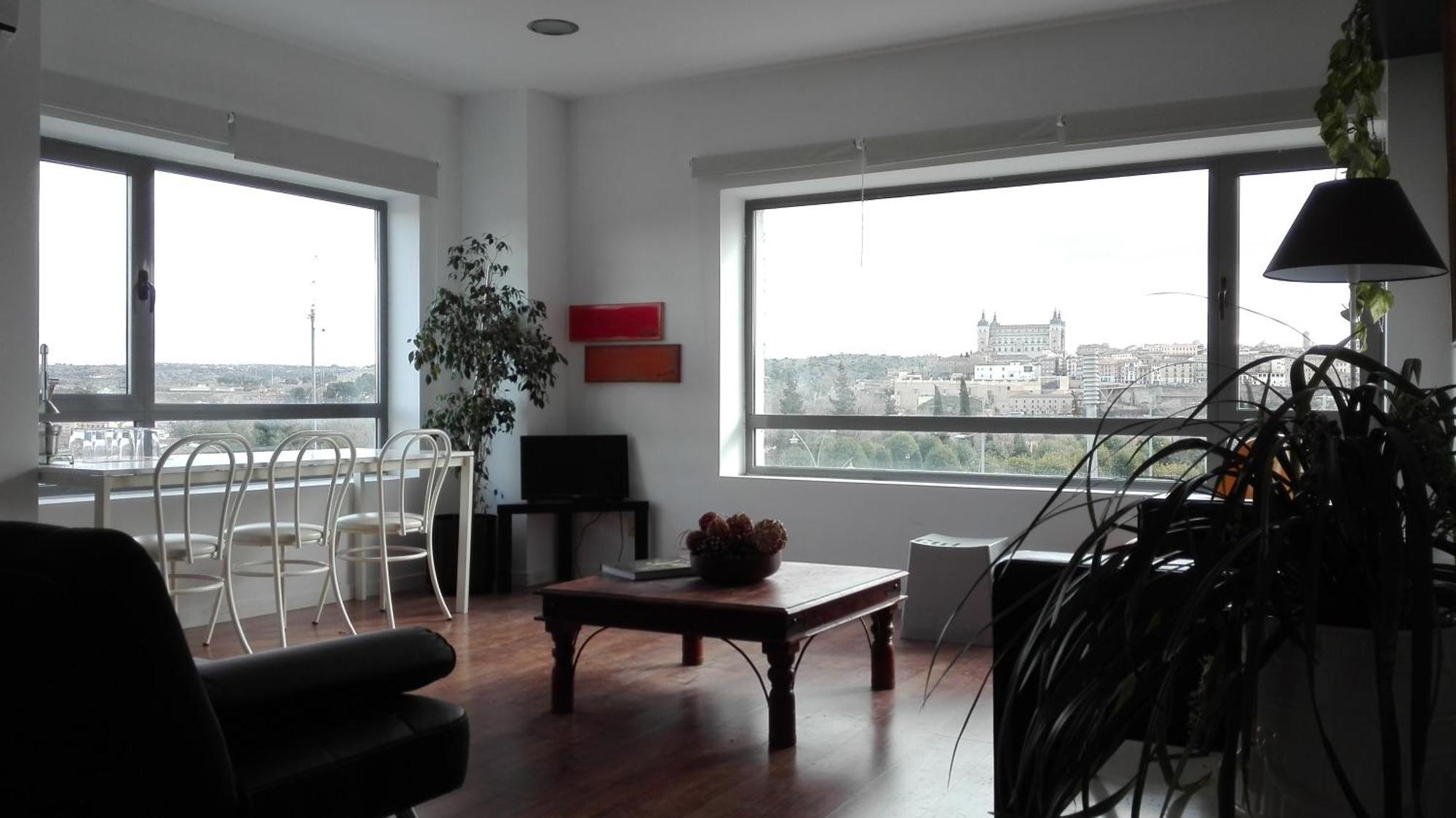 Toletum Low Cost Lofts Diafanos O 2Dormitorios Parking Municipal Gratis Al Aire Libre A 100M Toledo Exterior photo