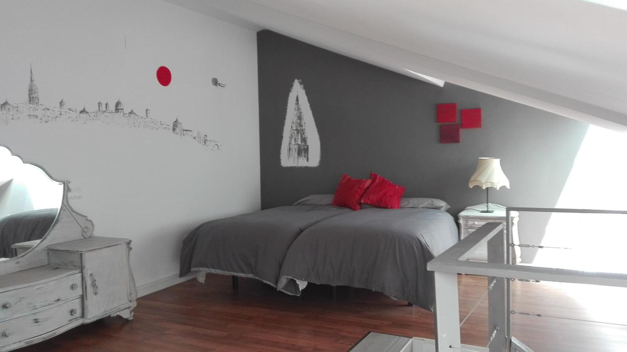 Toletum Low Cost Lofts Diafanos O 2Dormitorios Parking Municipal Gratis Al Aire Libre A 100M Toledo Exterior photo